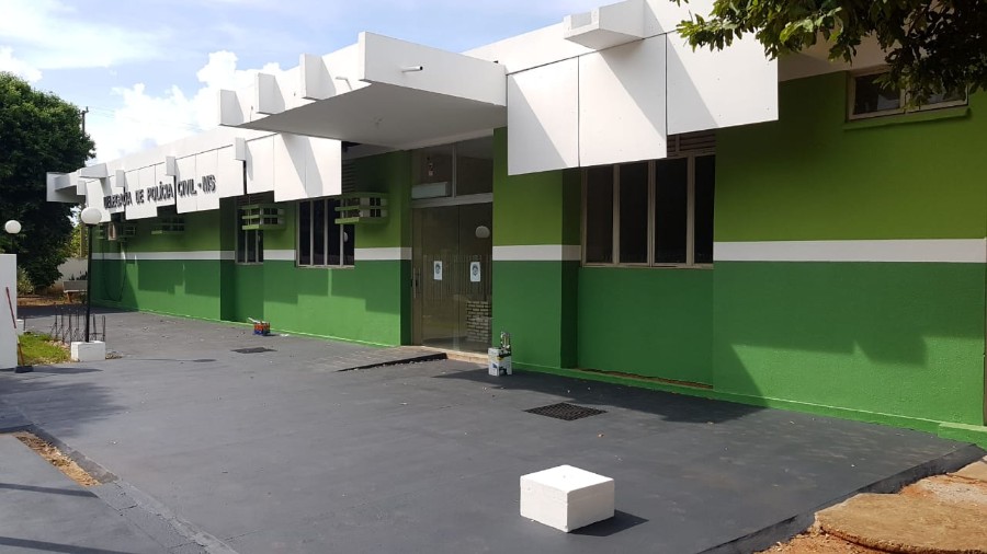 Homem é preso por estuprar enteada de 12 anos e por agredir a mãe dela