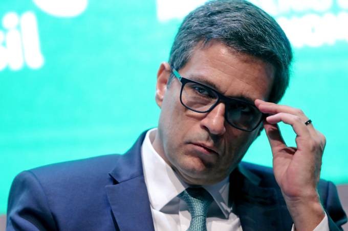 Governo anuncia crédito de R$ 40 bi a PMEs que não demitirem por 2 meses