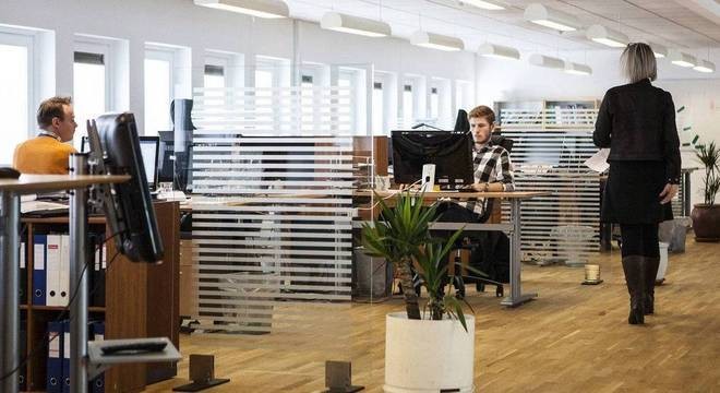 Metade dos negócios parados no país é de micro e pequenas empresas