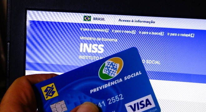 Fila do INSS recua, mas ainda tem 1,8 milhão de pedidos em análise