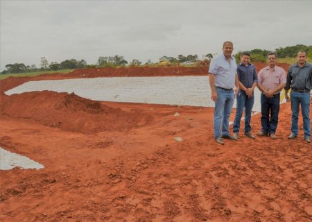 Novo Horizonte do Sul - Prefeito Marcílio visita obras de drenagem
