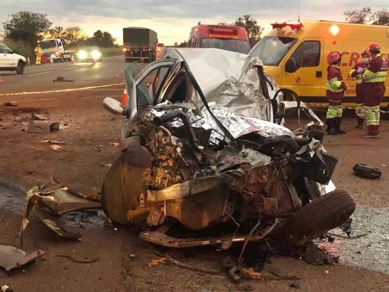 Acidente envolvendo Caminhão canavieiro deixa duas vítimas fatais na BR-163 em Nova Alvorada do Sul