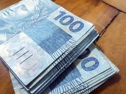 Bolsonaro diz ter sancionado MP de redução de jornadas e salários