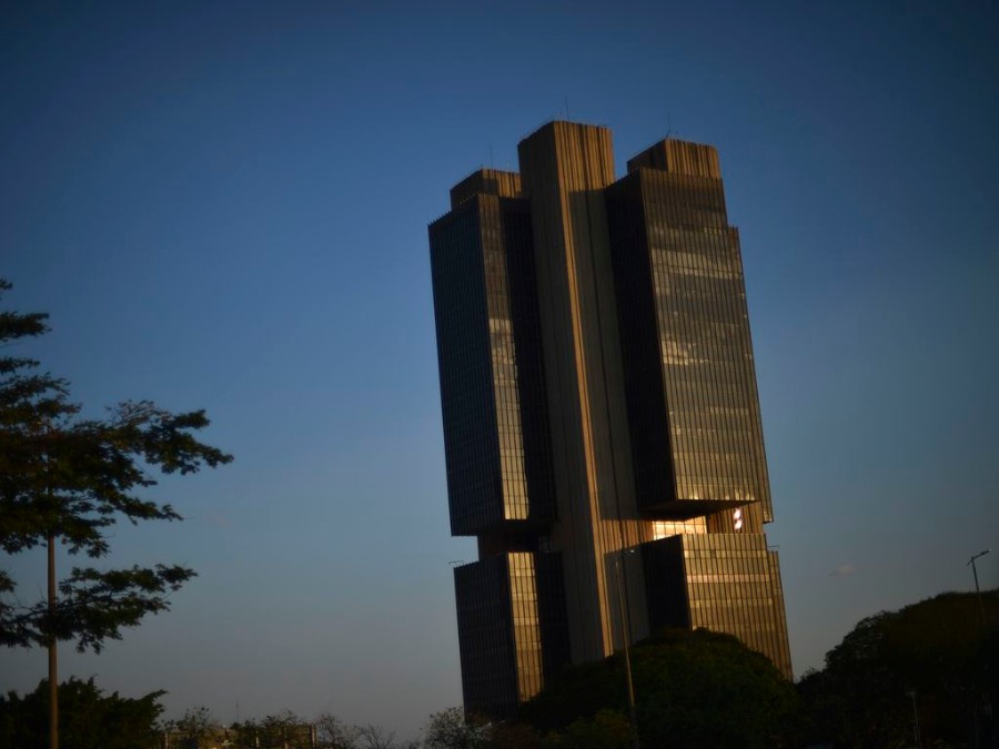 Taxa Selic cai para 2% ao ano, a menor da história, com novo corte de 0,25 ponto