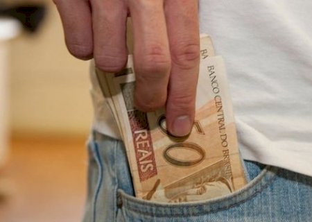 Salário mínimo deveria ser de R$ 4.420,11 no Brasil, aponta Dieese
