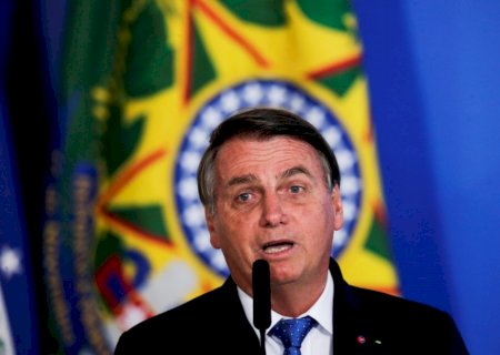 Bolsonaro prorroga por mais dois meses cortes de jornadas e salários