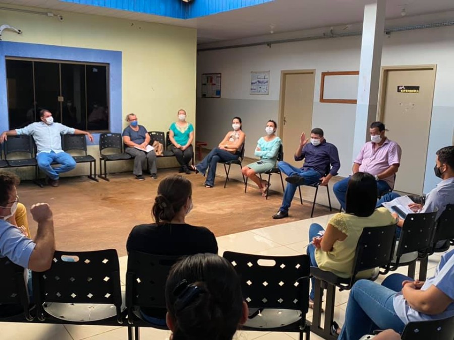Novo Horizonte do Sul - Guga e Gil, Prefeito e Vice-prefeito respectivamente, e seu secretariado se reuniram com o Comitê Municipal de Enfrentamento e Prevenção à COVID-19
