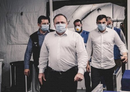 Em Manaus, Pazuello diz que aumento de casos de Covid foi rápido e 'completamente desconhecido'