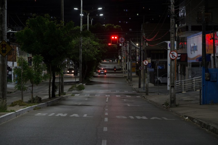 MS ameniza decreto, mas restringe comércio
