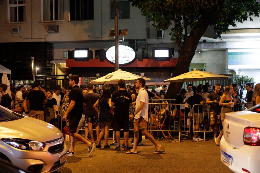 Associação derruba decreto de Paes e amplia horário de funcionamento de bares e restaurantes no Rio