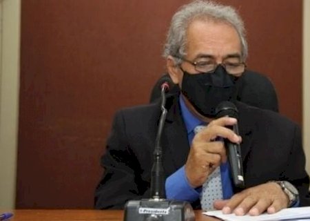 Vereador de Guia Lopes chama moradores de 'porcos e analfabetos'