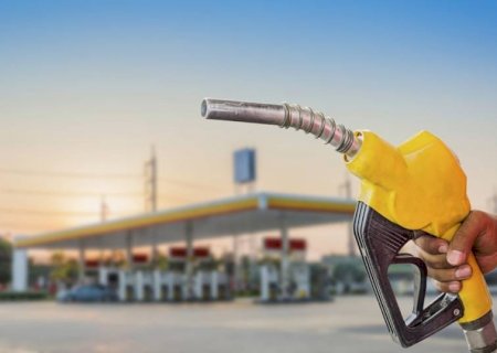 Petrobras anuncia alta de 8,8% da gasolina e de 5,5% do diesel nas refinarias a partir de terça