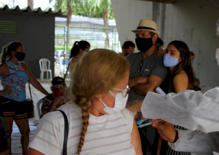 Brasil chega a 19,4 milhões de vacinados contra coronavírus