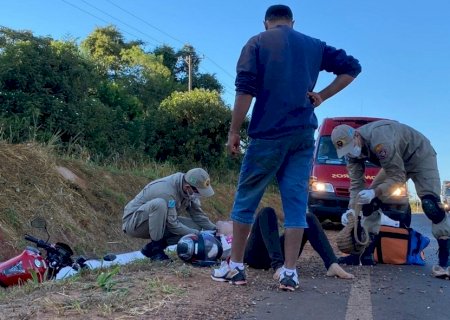 Casal sofre queda de moto na rodovia MS-134, entre Batayporã e Nova Andradina