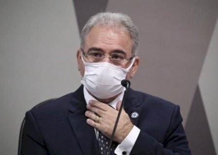 Ministério da Saúde quer encerrar uso da CoronaVac no país