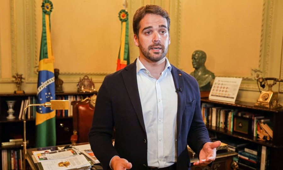 Gesto de Eduardo Leite coincide com ambiente mais diverso na política