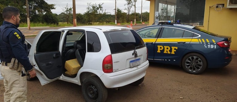 Nova Alvorada do Sul - - PRF apreende 201 Kg de maconha