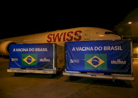 Butantan recebe 12 mil litros de IFA para produzir mais 20 milhões de doses da CoronaVac em SP