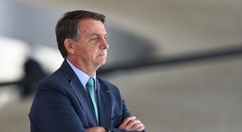 Bolsonaro veta projeto de lei que suspendia despejo até dezembro