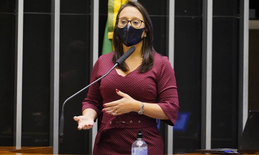 Comissão aprova reforma eleitoral que prevê a volta das coligações e sistema \'distritão