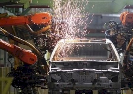 Produção industrial cresce 12,9% no primeiro semestre de 2021