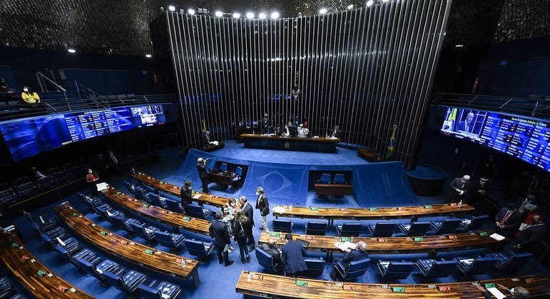 Senado rejeita projeto da ‘minirreforma trabalhista’