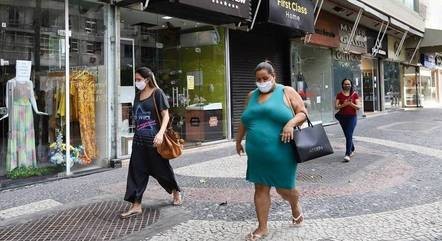 Após recorde, vendas do comércio desabam 3,1% em agosto