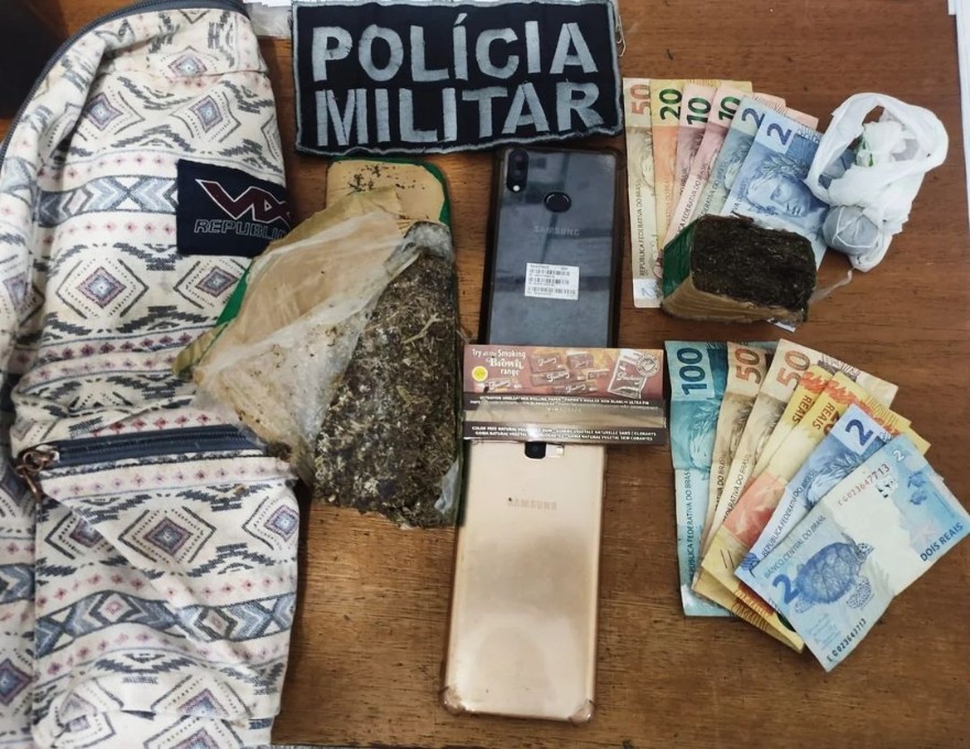 Polícia Militar apreende drogas e prende dois em flagrante por tráfico em Anaurilândia.