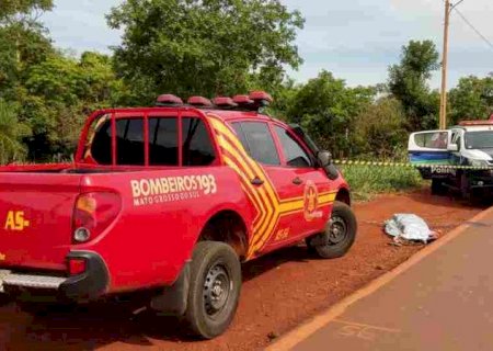 Rapaz de 20 anos é morto a facada durante briga de casal e namorada presa em flagrante