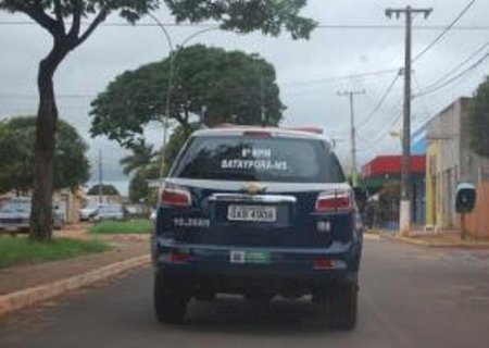 Polícia Militar conduz jovem para a delegacia por falsa identidade em Batayporã