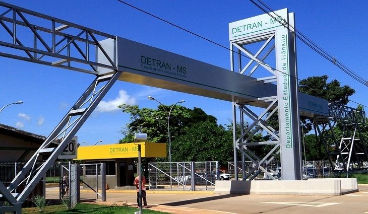 Lei que reduz taxas de serviços do Detran-MS em até 60% na tabela já está em vigor.