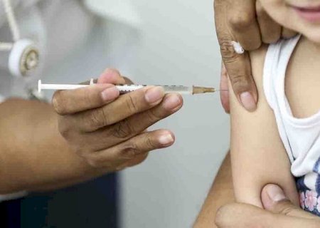Mais de mil crianças podem ter sido vacinadas contra covid indevidamente em MS
