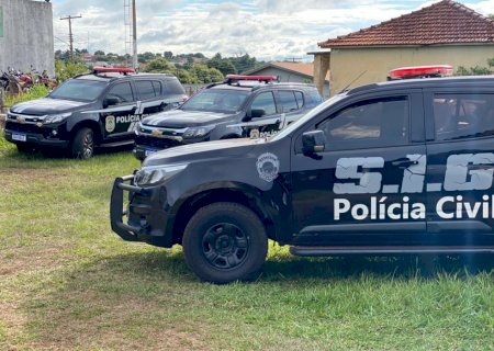 Operação da Polícia Civil cumpre 5 mandados de busca e apreensão e fecha entreposto de distribuição de drogas.