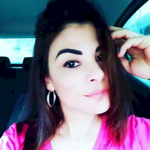 Despedida de policial tem sirenes, carro dos bombeiros e aplausos