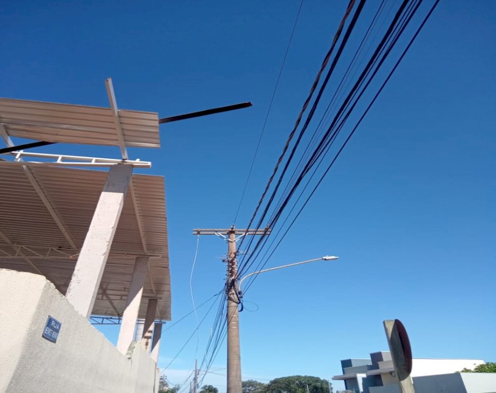 Com dobro de mortes em relação a 2021, Energisa faz alerta sobre segurança com rede elétrica na construção civil