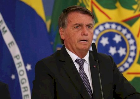 Governo vê 'lambança' de Minas e Energia em escolhas para Petrobras e Bolsonaro consulta Guedes sobre troca