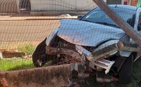 Motorista perde controle de carro e invade creche em cidade de MS