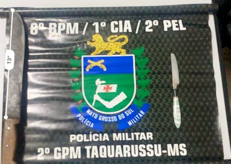 Polícia Militar de Taquarussu prende homem com duas facas após perturbação e ameaça em velório