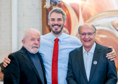 Em jantar de apoio ao ex-presidente Lula, pré-candidato Tiago Botelho fortalece seu nome como postulante ao Senado Federal por MS.