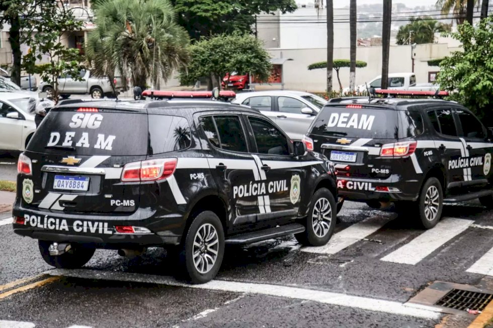 Polícia faz “operação” para apreender computadores; Marquinhos vê ação midiática do PSDB