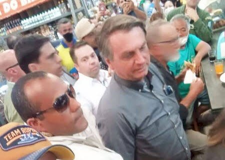 Sem visitar Dourados, Bolsonaro abasteceu R$ 18 mil com cartão e comprou o equivalente a 700 lanches em Bonito; confira os gastos em MS .