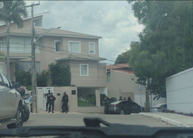 PF encontra na casa de Anderson Torres minuta de decreto para instaurar estado de defesa no TSE e mudar resultado da eleição.