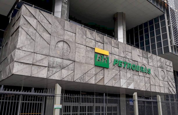 Preço da gasolina volta a cair, e diesel recua 1,09% nos postos.