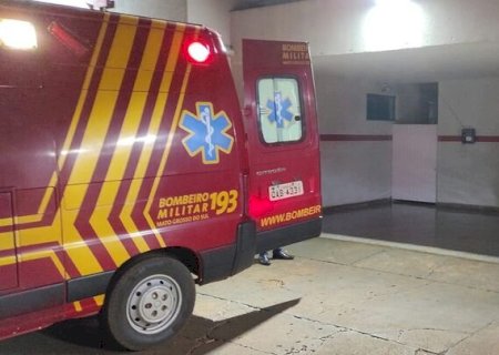 Jovem é agredido a golpes de facão no rosto, costelas e costas