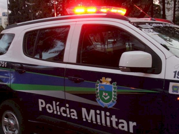 Alcoolizado homem invade residência e esfaqueia ex-mulher e o filho ‘especial’ em Dourados.