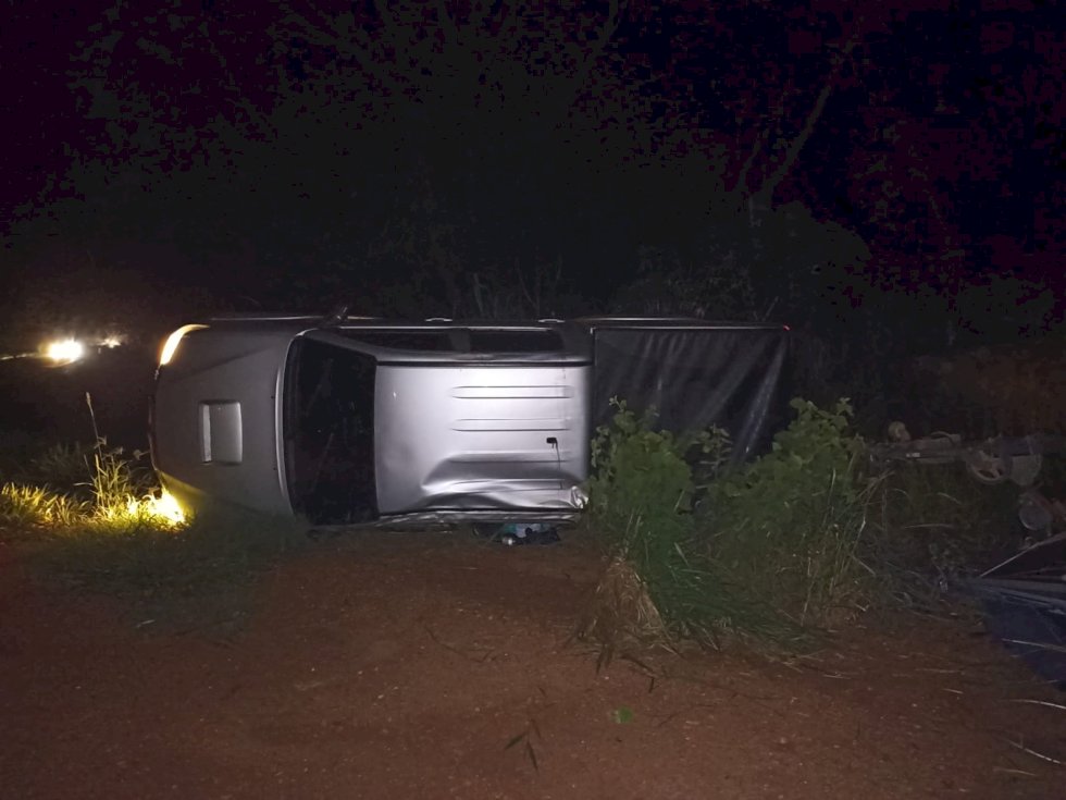Ivinhema -Acidente (capotamento) envolvendo uma caminhonete na BR - 376 entre Ivinhema e Amandina