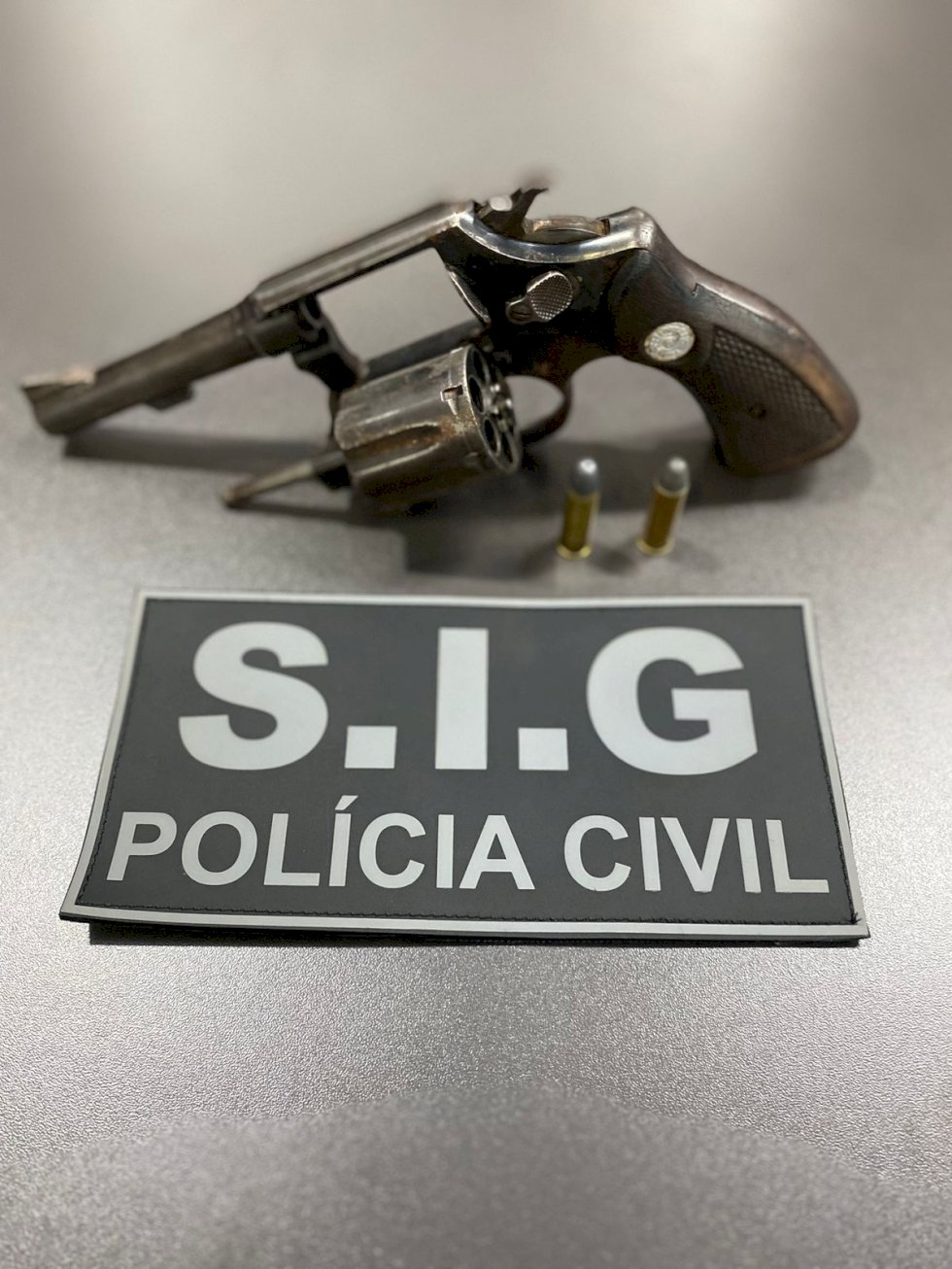 Ivinhema - Após ameaças e xingar ex, homem é preso com arma de fogo ilegal.