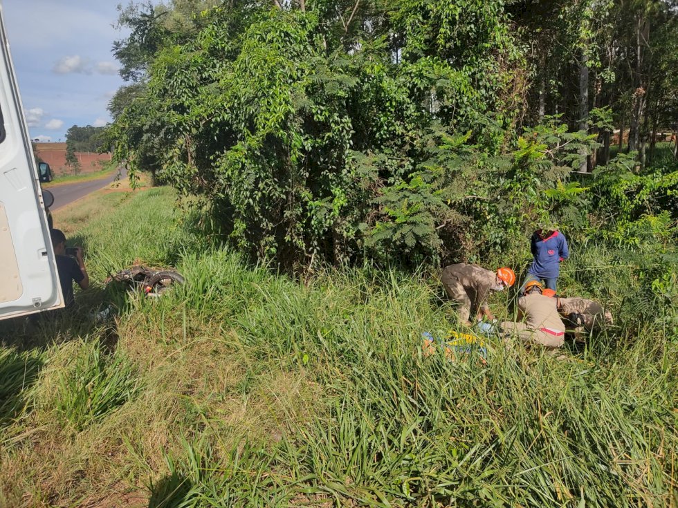 Ivinhema - Acidente na BR -376 deixa um motociclista com ferimentos graves.