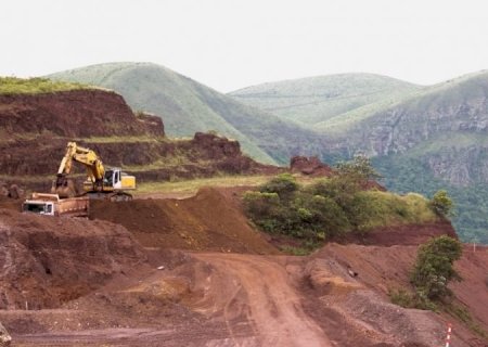Empresas de mineração vão investir US$ 100 milhões na exploração de ferro, manganês e mármore.