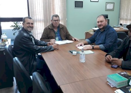 Assessor de deputado federal e representantes da prefeitura de Ivinhema tem agenda positiva em Campo Grande.